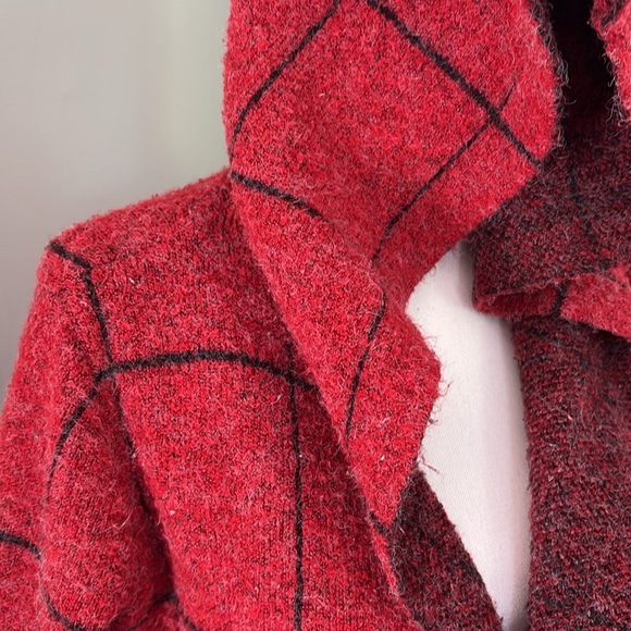 CYRUS Red & Black Windowpane Hooded Sweater Jacket Cozy Warm Winter XS - Picture 2 of 5